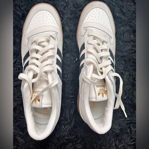 FORUM 84 LOW CL SHOES